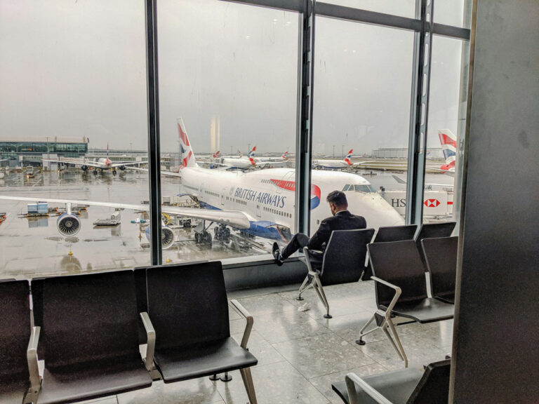 Pet friendly hotels Heathrow airport | PetAir UK