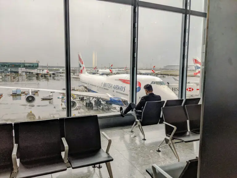 Pet friendly hotels Heathrow airport | PetAir UK