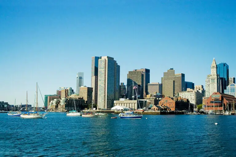 Taking pets to Boston | PetAir UK