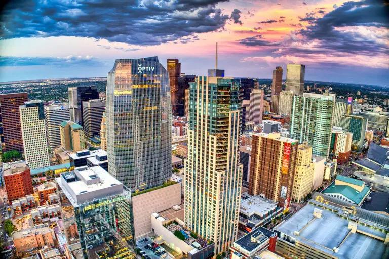 Taking pets to Denver | PetAir UK